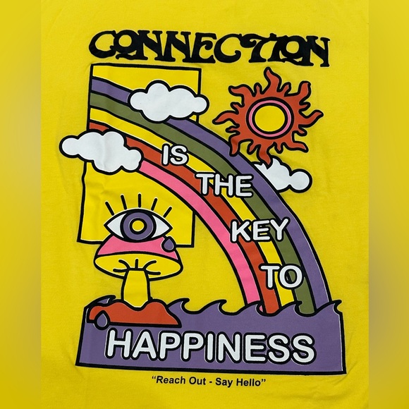 Used excellent condition Connection is the key to success  T- shirt - Picture 2 of 2